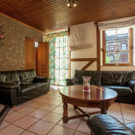 Beautiful In Coo With Private Pool